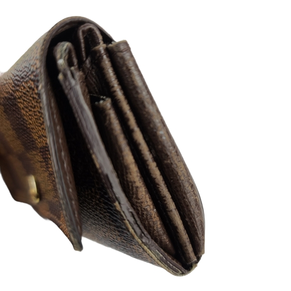 Louis Vuitton Damier Ebene Compact Wallet - Picture 7 of 9